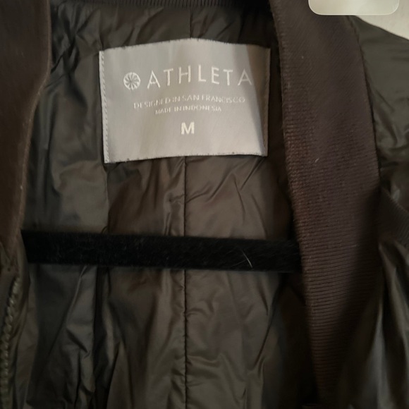 Athleta rain jacket - Picture 2 of 3